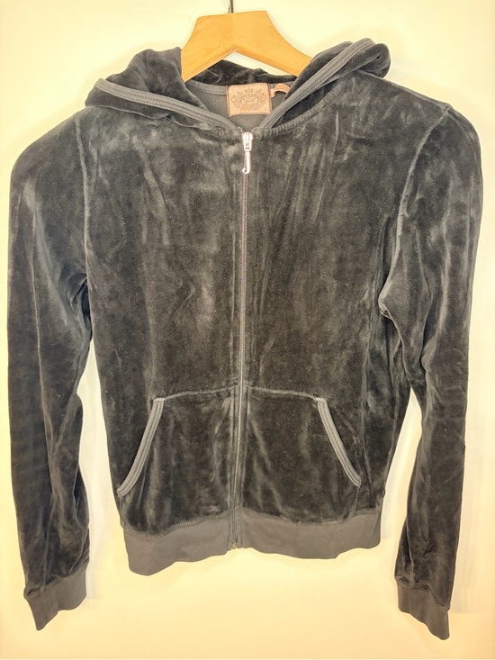 Juicy Couture Tops - Juicy Couture Vintage Early 2000’s Black Velour Full Zip Hoodie, Size Large
